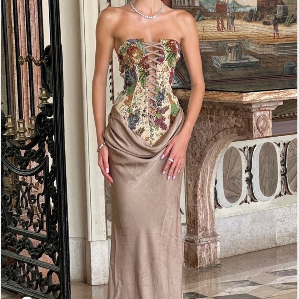 Fashion Nova Strapless Floral Lace-Up Dress